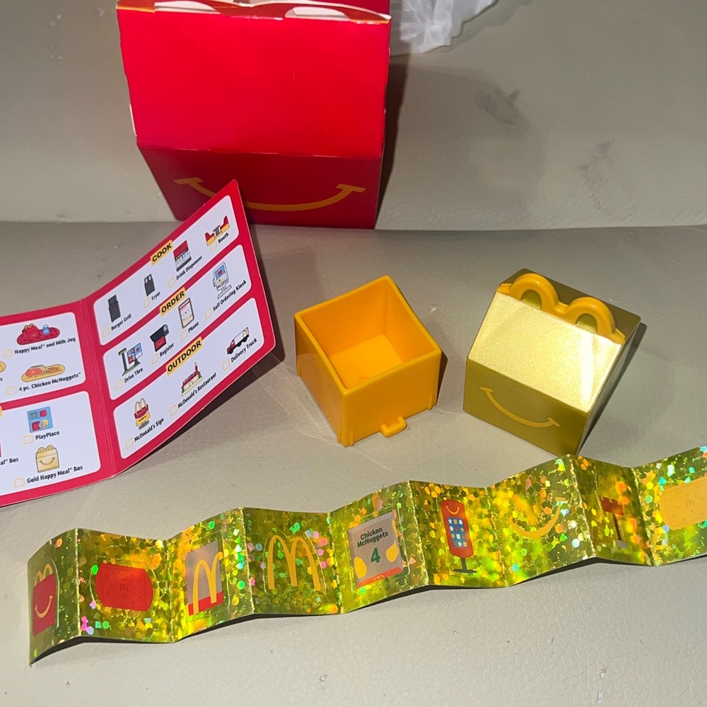 LIL‎ McDonalds Happy Meal Toy 2025 GOLD Mini Happy Meal Box UNOPENED #21